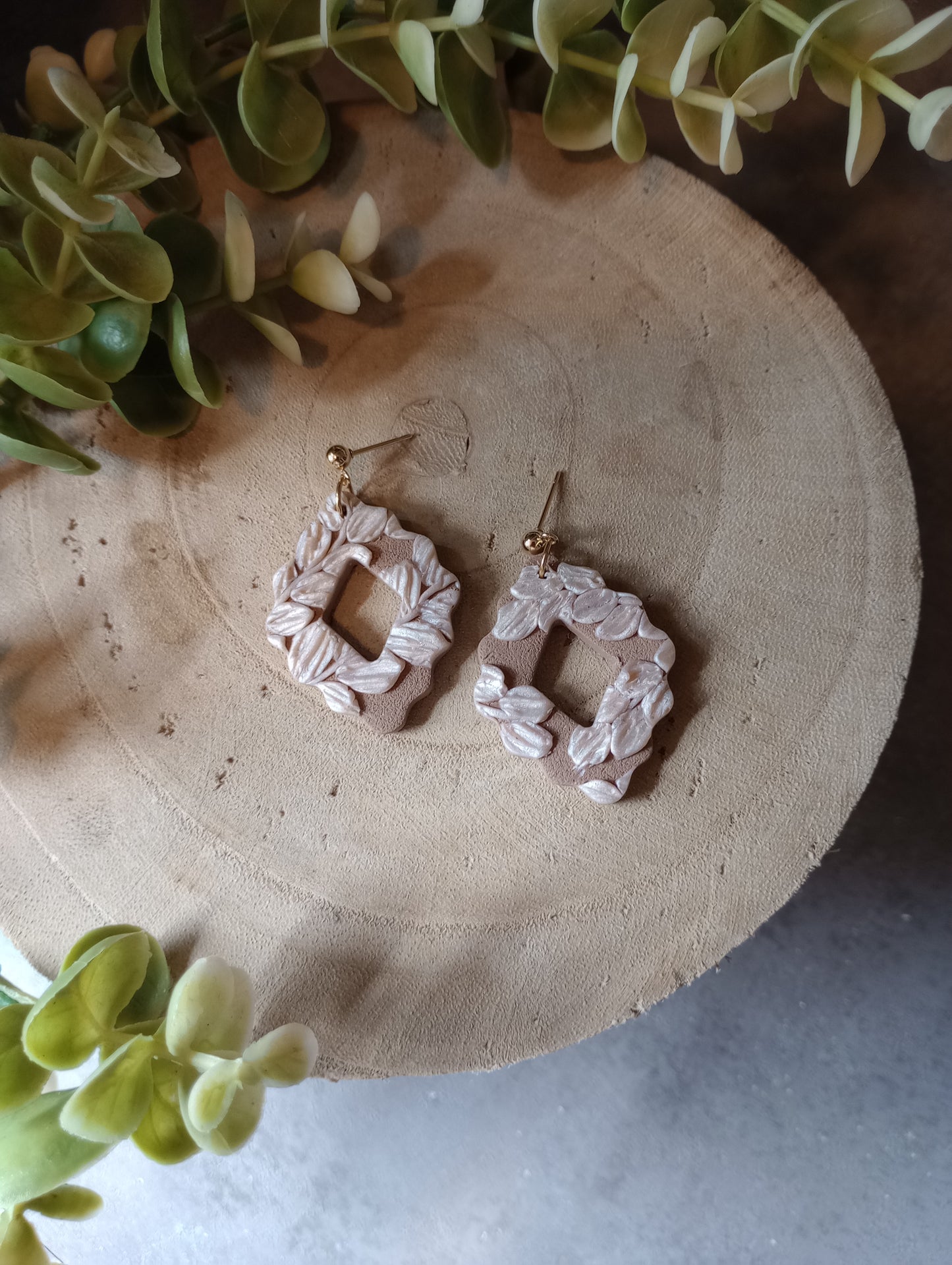 Tan floral diamond earrings